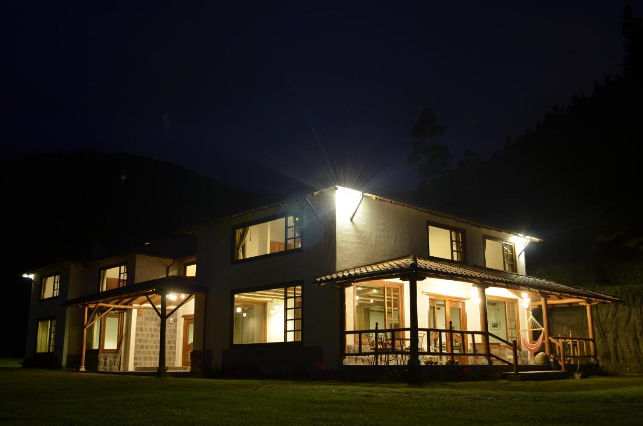 Villa Casa Ilayaku Quito Exterior foto
